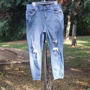 Torrid Bombshell Skinny Distressed Jeans - Size 18R - Medium Wash Blue